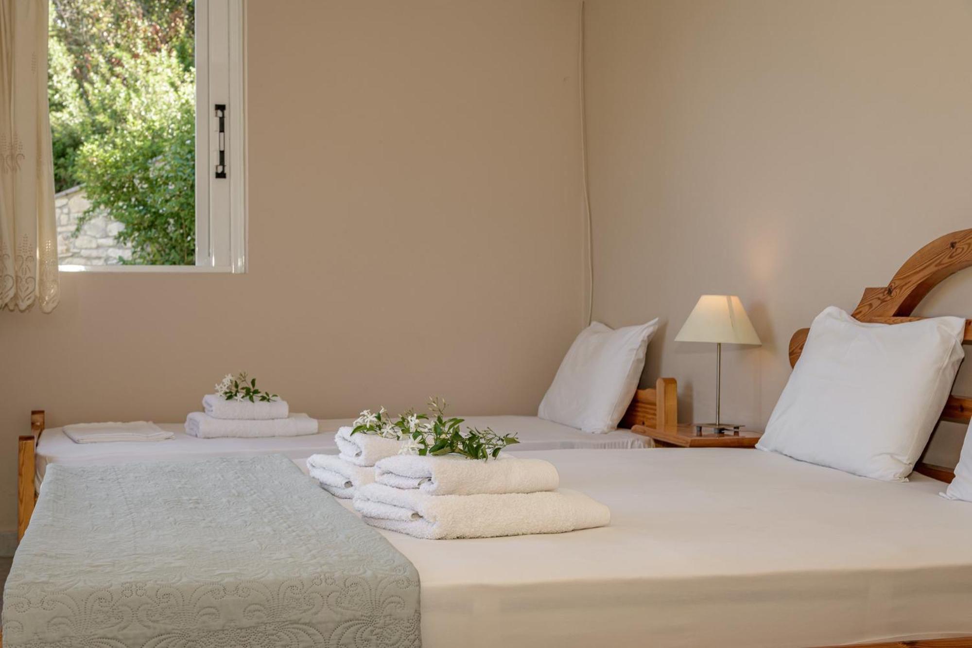 Villa Mare Studios Skinaria Экстерьер фото